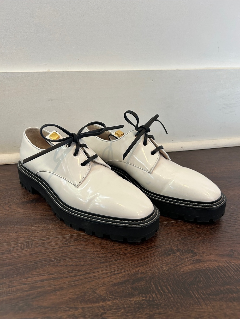Stuart Weitzman White Oxfords